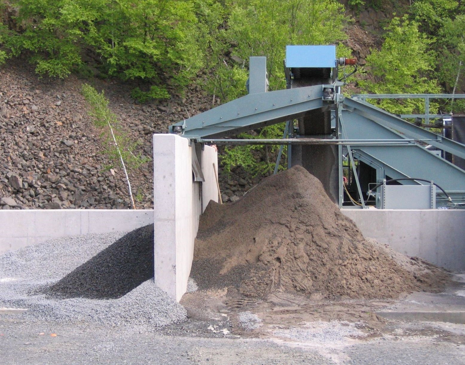 Reclaimed And Screened Sand And Aggregate From Redi-Wash Washout System Reclaimer